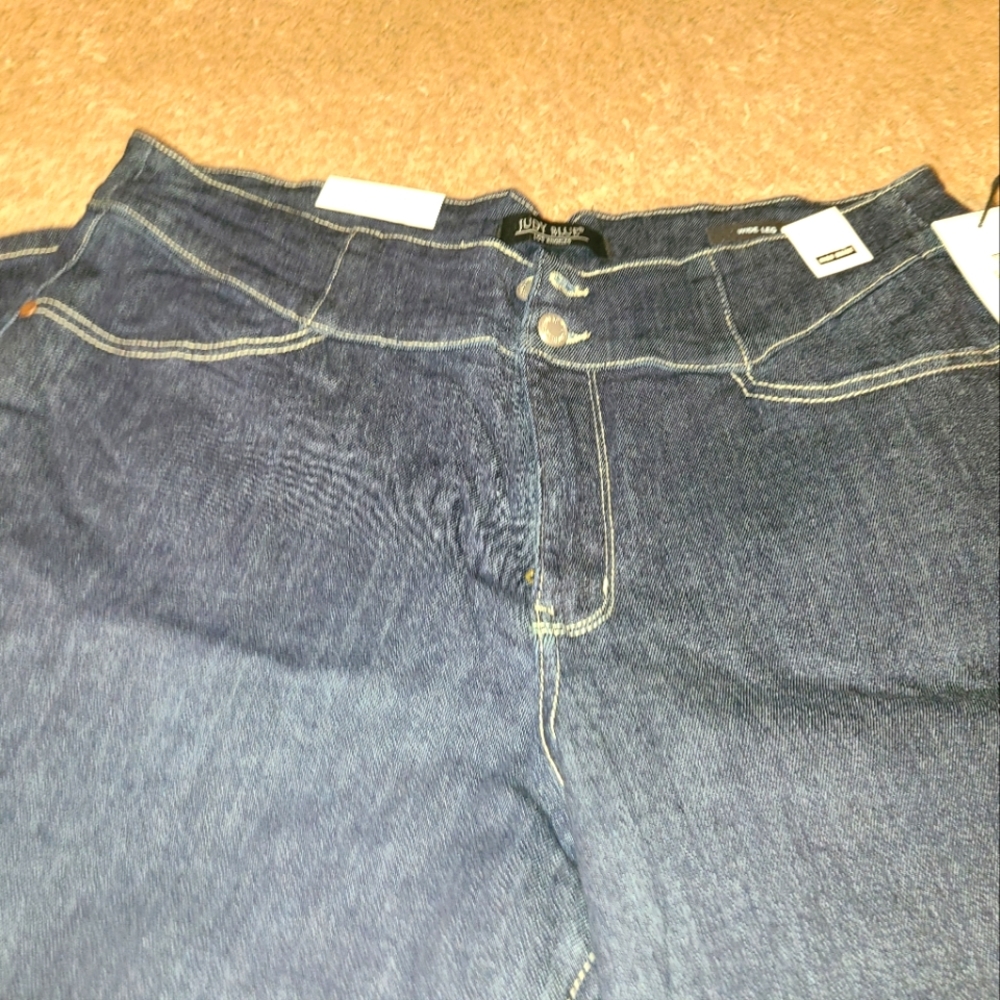 Judy Blue 18 w
